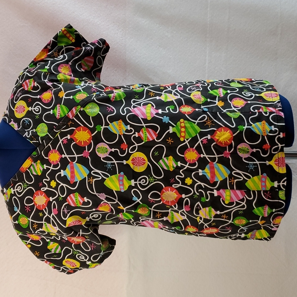Women Christmas ornament print nursing srub top.
